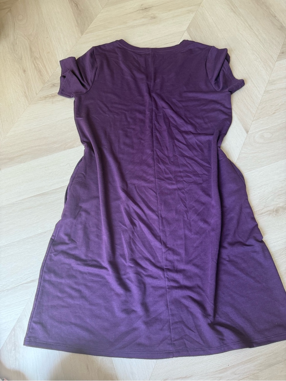 Time and Tru Plum Short Sleeve V-Neck Mini Dress - Picture 3 of 3